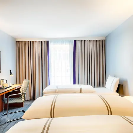 Premier Frankfurt Europaviertel Otel 3*
