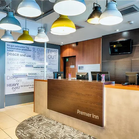 Premier Frankfurt Europaviertel Otel 3*