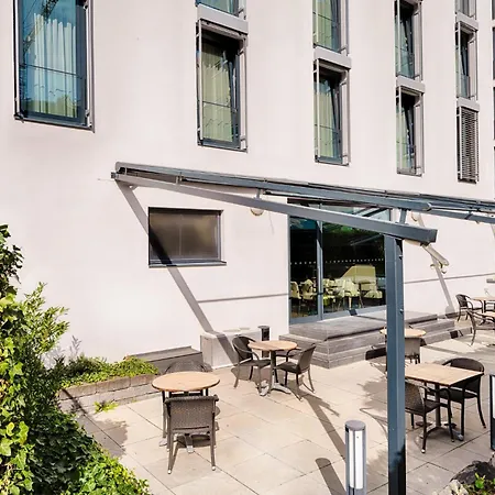 Premier Frankfurt Europaviertel Otel