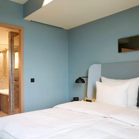 Scandic Frankfurt Hafenpark 4*