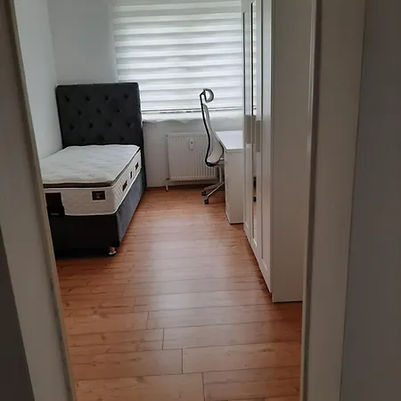 A Cozy With Brand New Furniture Rum i privatbostad Frankfurt am Main