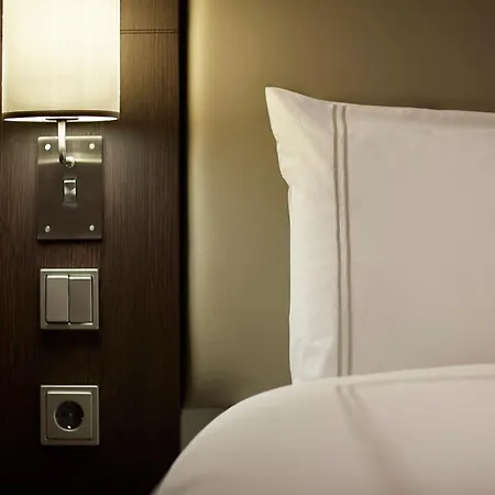 Otel Premier Frankfurt Europaviertel