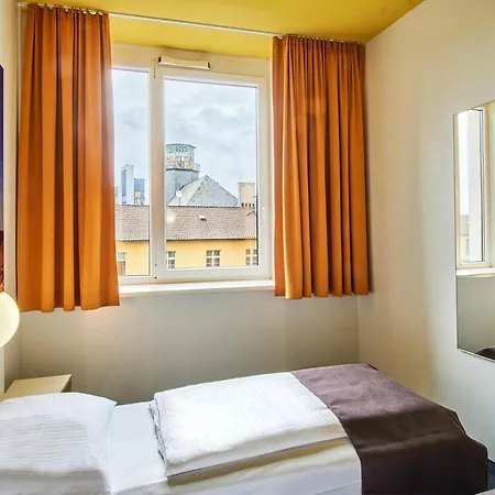 B&B Hotel Frankfurt-Hbf Отель