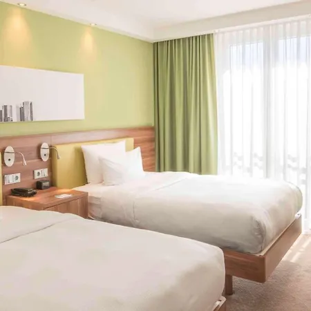 Hampton By Hilton Frankfurt Centre Отель