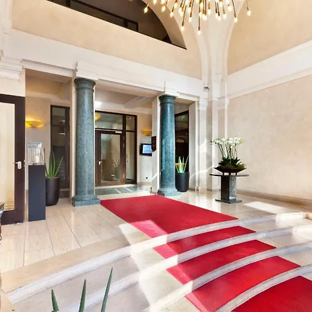 Отель Metropolitan By Flemings 4*