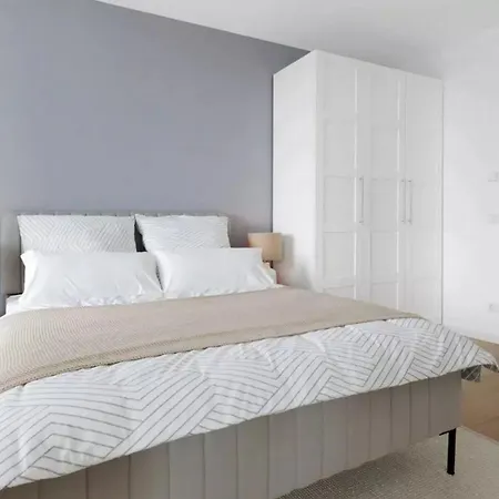 Ein-zimmer-wohnung Zur Miete In Frankfurt * 프랑크푸르트