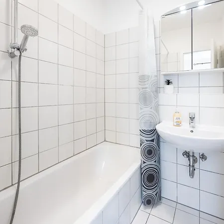 Easystay24 - Moderne In Frankfurt Und Nahe Zum Flughafen Francfort-sur-le-Main