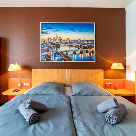 Naehe Frankfurt Messe Mit Netflix Und Balkon Frankfurt am Main