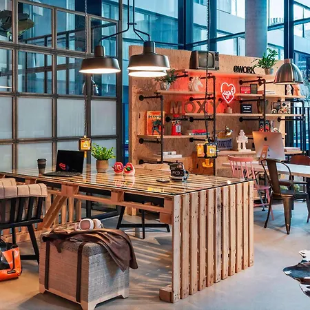 Moxy Frankfurt Center 3* Frankfurt am Main