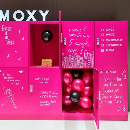 Moxy Frankfurt Center 3* Frankfurt am Main