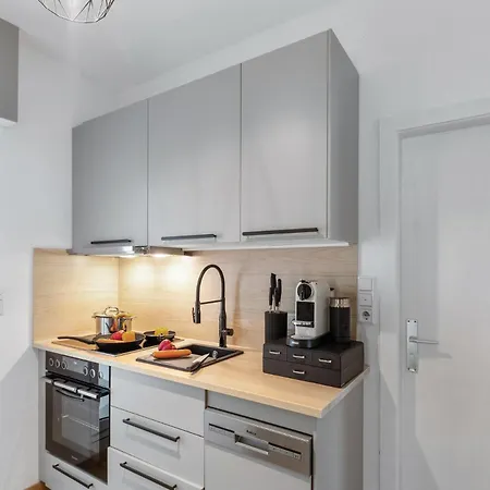 아파트 Nearcityapt, Parkplatz, 6personen, Naehe Messe *