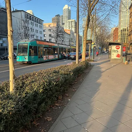 Modernes In Frankfurt アパート *