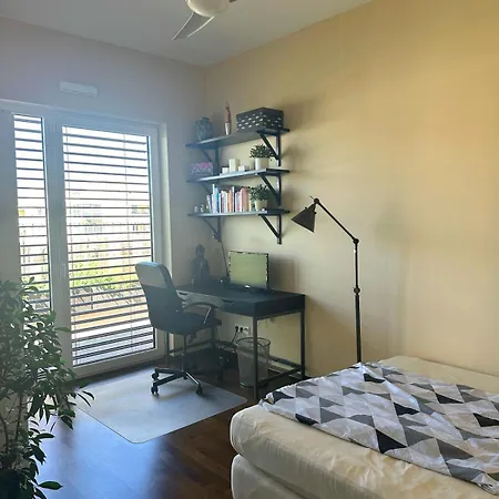 Stylish Penthouse With Large Balcony Francfort-sur-le-Main