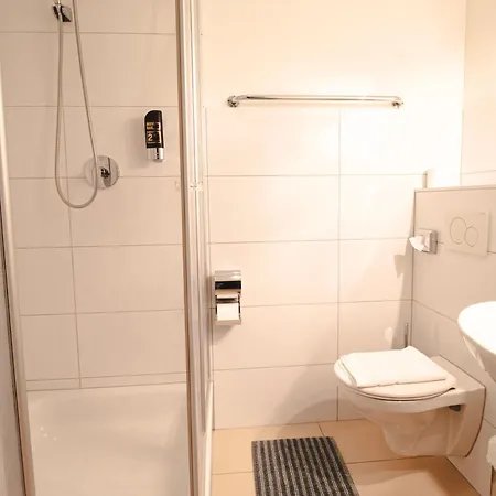 Ento Hotelwestend 5*