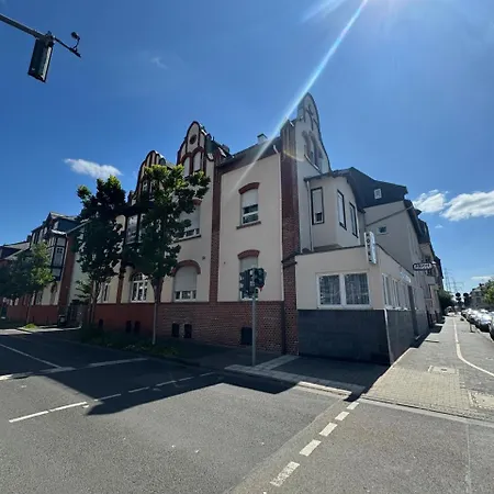 Ar Frankfurt Отель