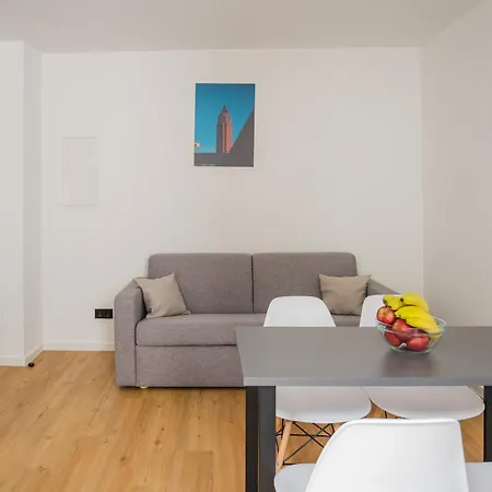 Homaris Nibelungen Apartahotel