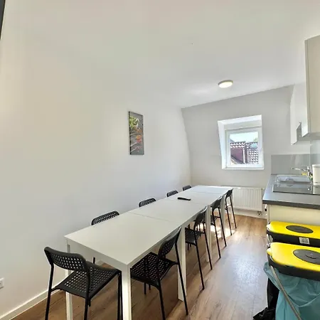 Ar Living Frankfurt Koenigsteinerstr Франкфурт-на-Майне