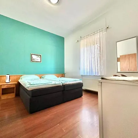 Ar Frankfurt 3* Франкфурт-на-Майне
