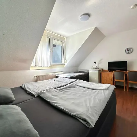 Ar Frankfurt Отель