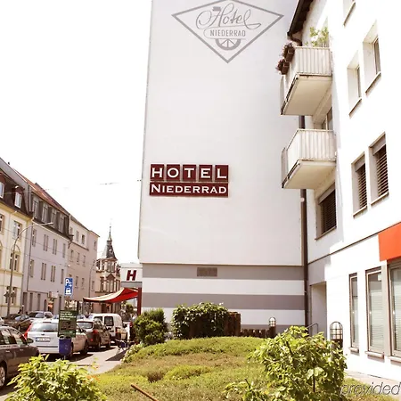 Aparthotel Niederrad - Self Check In 3*