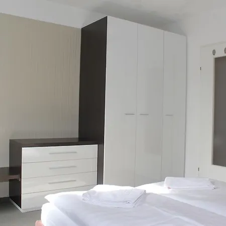 Apartment Mainhatten *