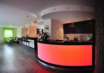 总站酒店 酒店 3*