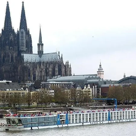 Faircruise Business Hotelship Frankfurt 호텔 3*