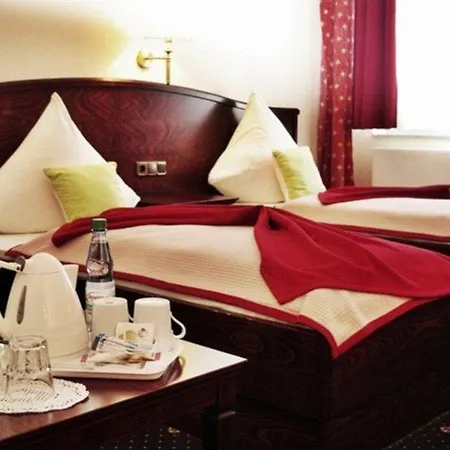 מלון Mercure Kaiserhof Center 4*