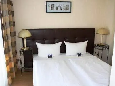 Frankfurt 3* فرانكفورت
