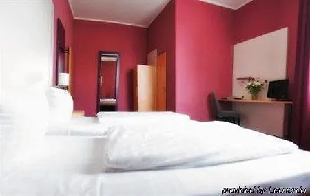 Columbus Hotel 3*