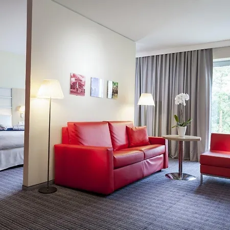 Park By Radisson Frankfurt Airport 3*