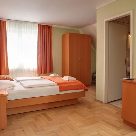 Garni Roedelheimer Hof Hotel