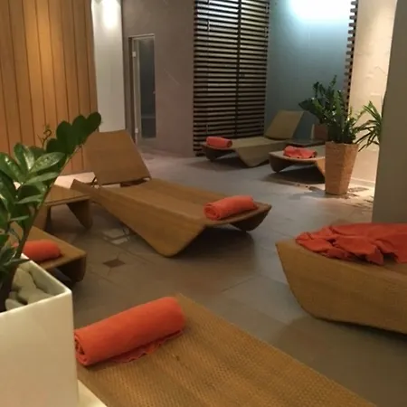 Hotell Doubletree By Hilton Frankfurt Niederrad