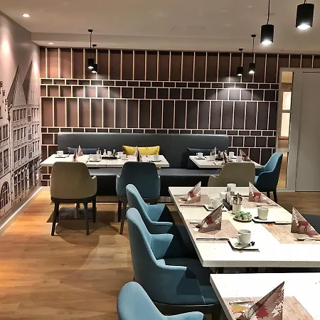 Mercure Kaiserhof Center 4* פרנקפורט