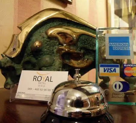 Royal 3*