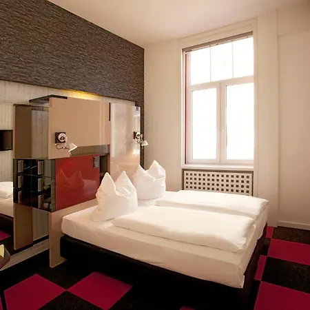 Cristall - Frankfurt Hotel