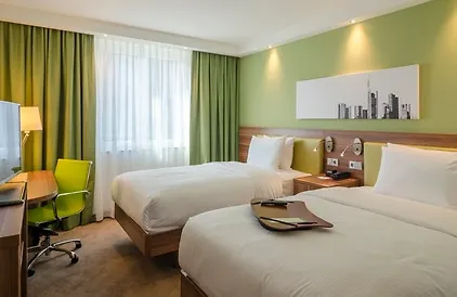 Hampton By Hilton Frankfurt Centre Отель