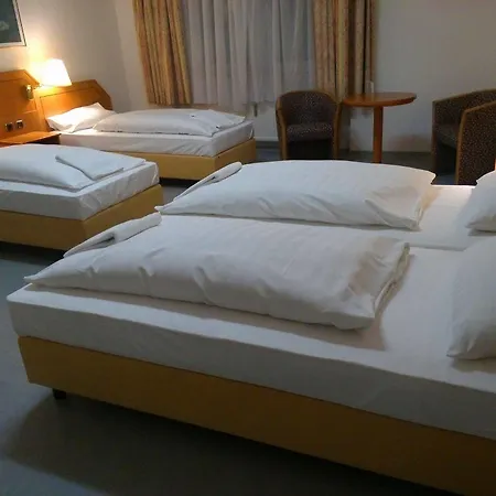 Willy Frankfurt 3* Φραγκφούρτη