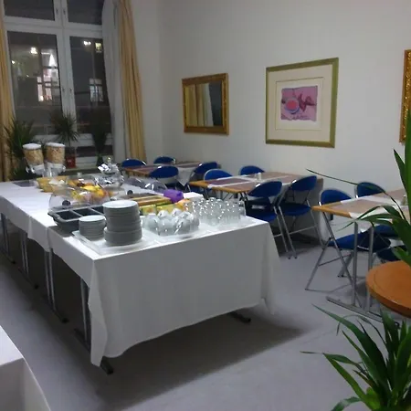 Willy Frankfurt 3* Φραγκφούρτη