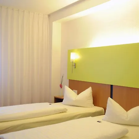 Ambassador Otel 3*