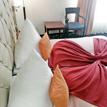 מלון Mercure Kaiserhof Center 4*