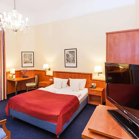 Hotel Centro National Frankfurt City, Trademark Collection By Wyndham 3*