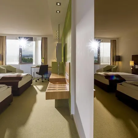 Dorint Main Taunus Zentrum Frankfurt Отель 4*