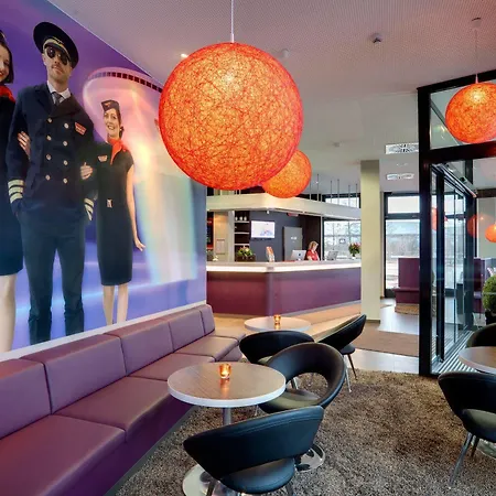 Meininger Frankfurt Main / Airport Hotell Frankfurt am Main