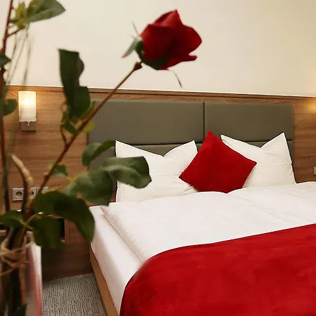 Naam & Frankfurt City-messe Airport Hotel Francoforte sul Meno