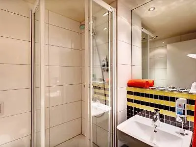 Meininger Frankfurt Main / Airport Hotell