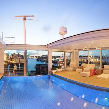 Fairtours Hotelschiff Emerald Sun****** * Frankfurt am Main