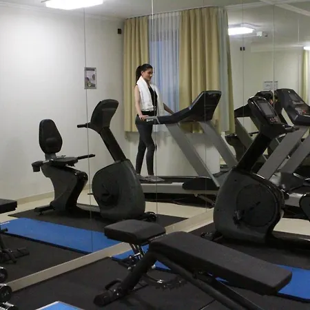 Naam & Frankfurt City-messe Airport Hotel Francoforte sul Meno