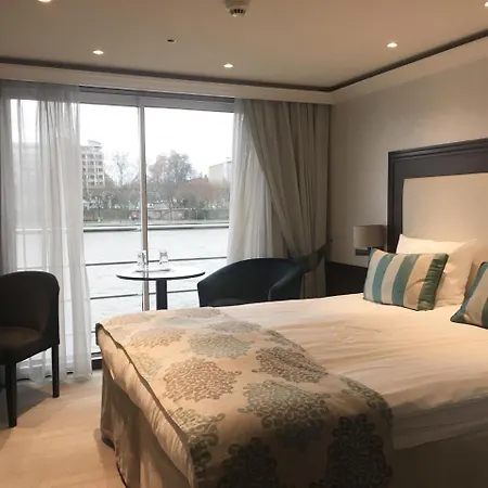 Select Ms Charles Dickens - Frankfurt 5*