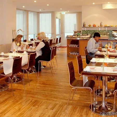 Leonardo Frankfurt Center מלון פרנקפורט
